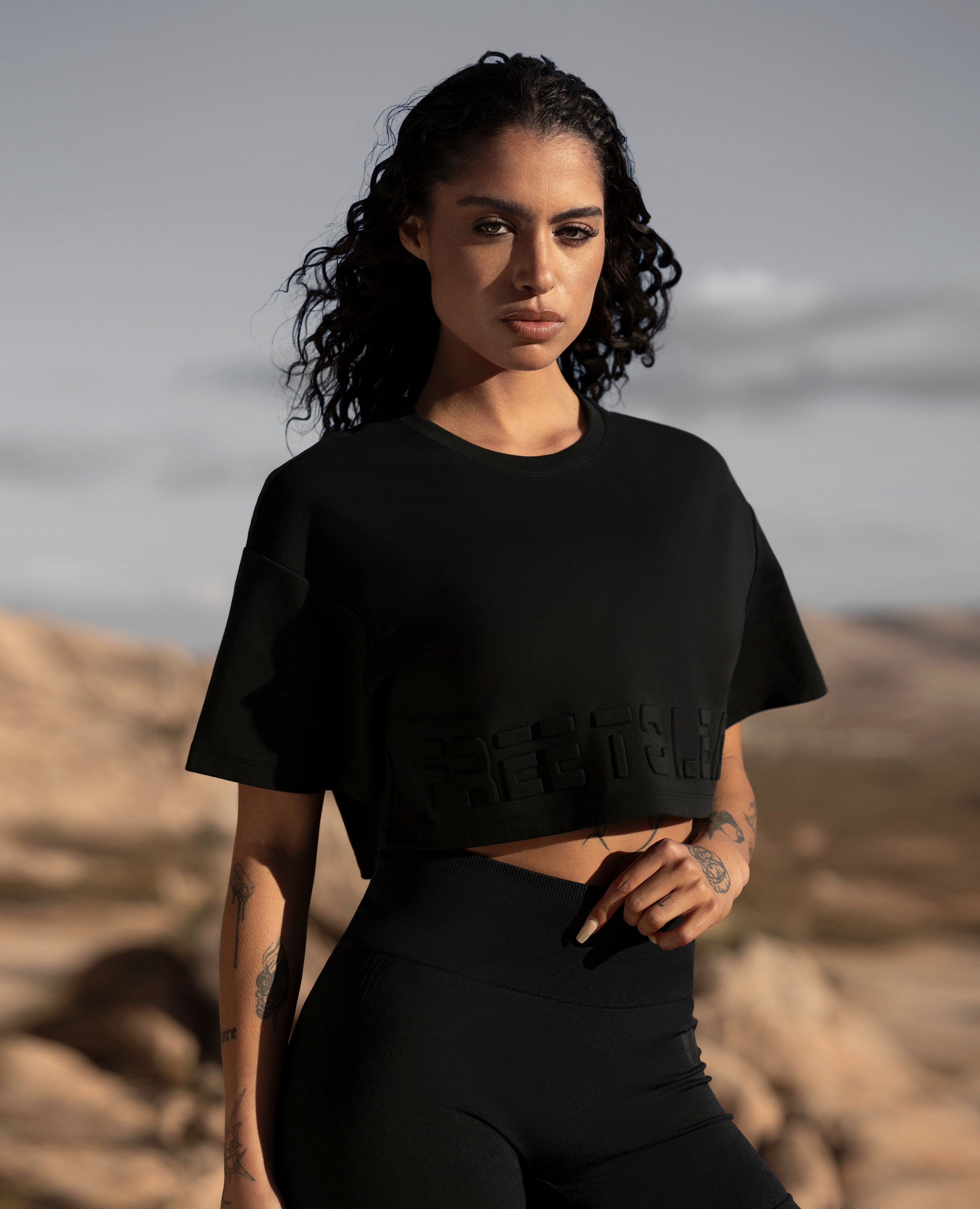 Super Cropped Comfy T-Shirt - Schwarz