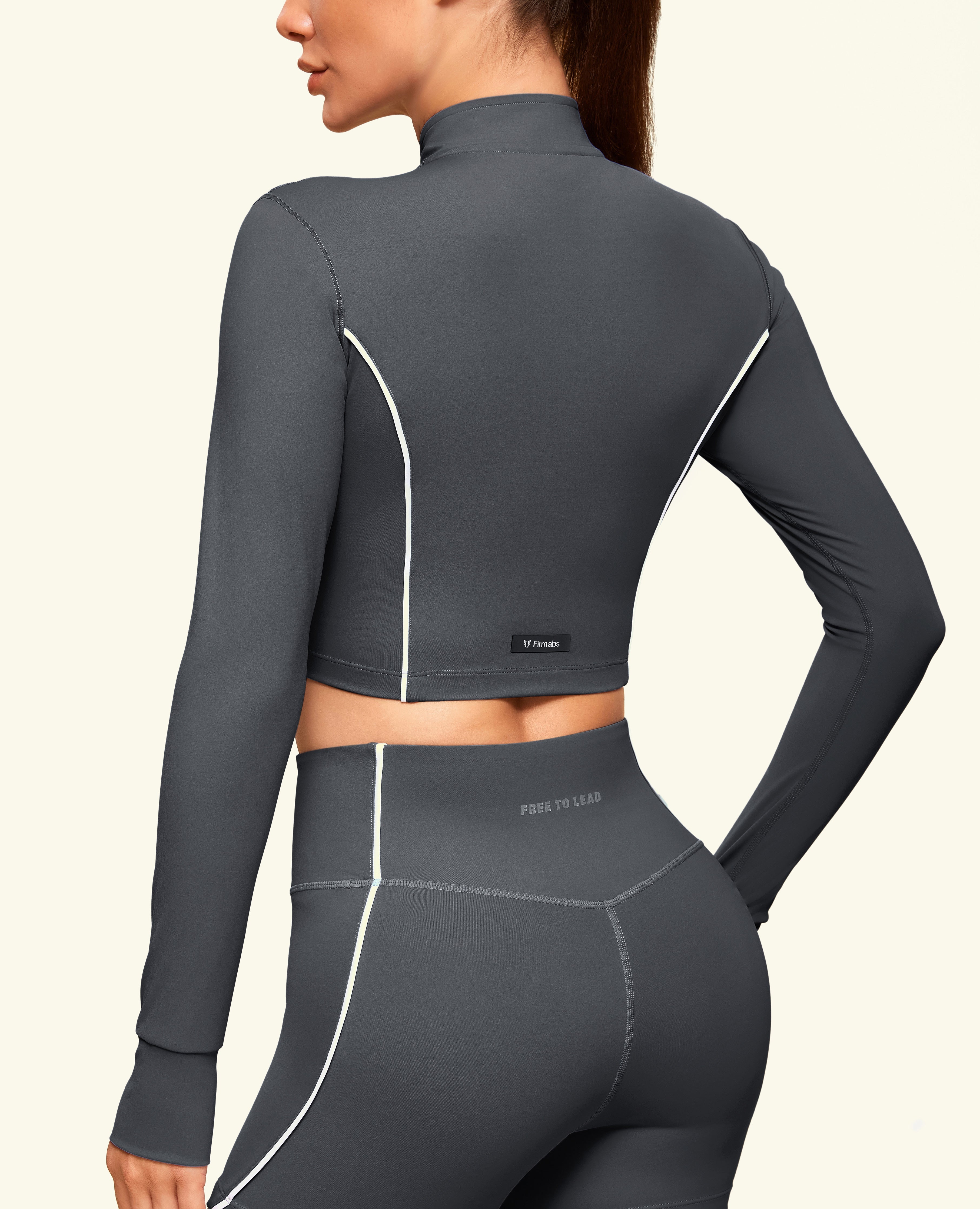 Cropped Slim Fit Workout Jacket - Grau