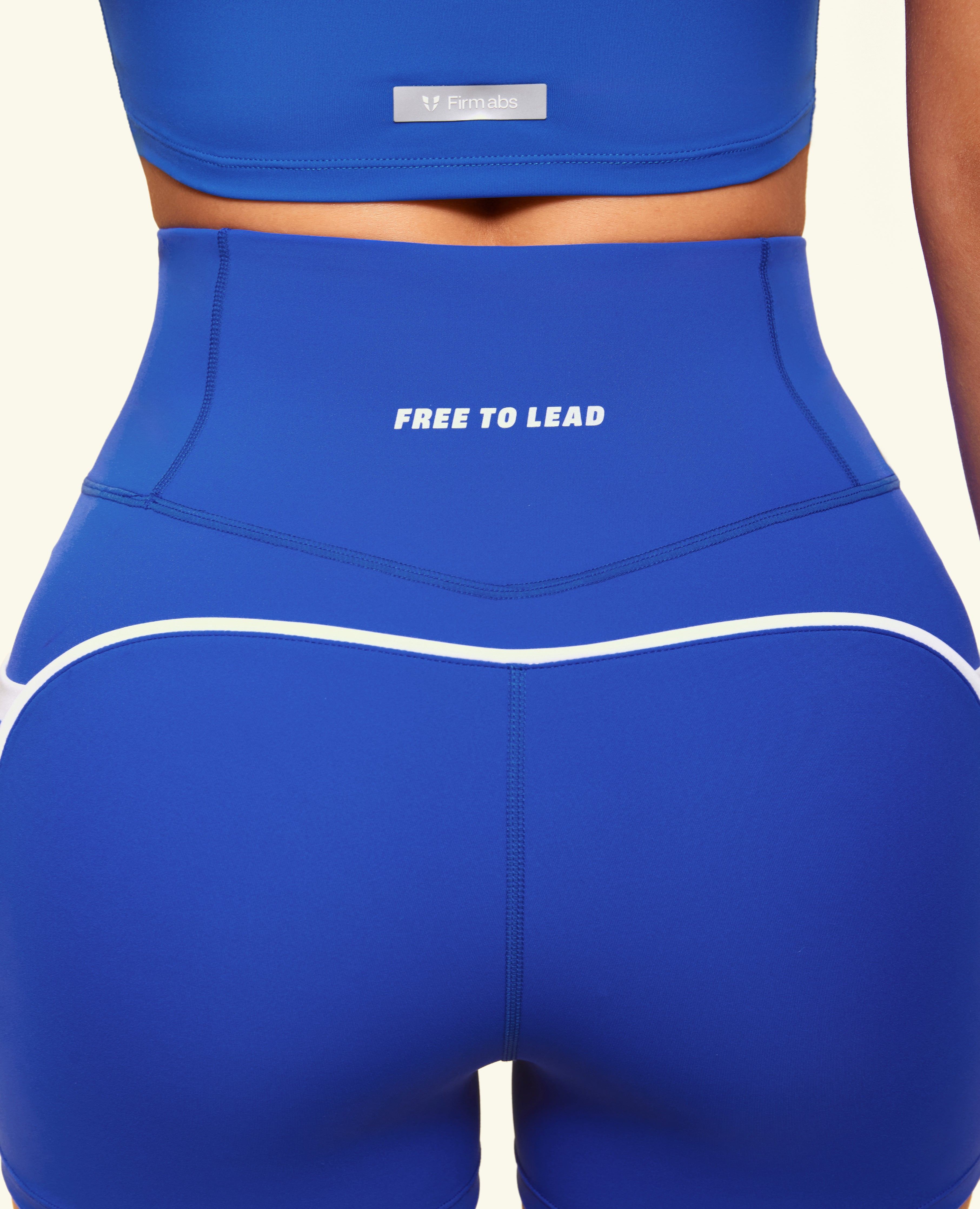 Short de taille haute de poche de lifting