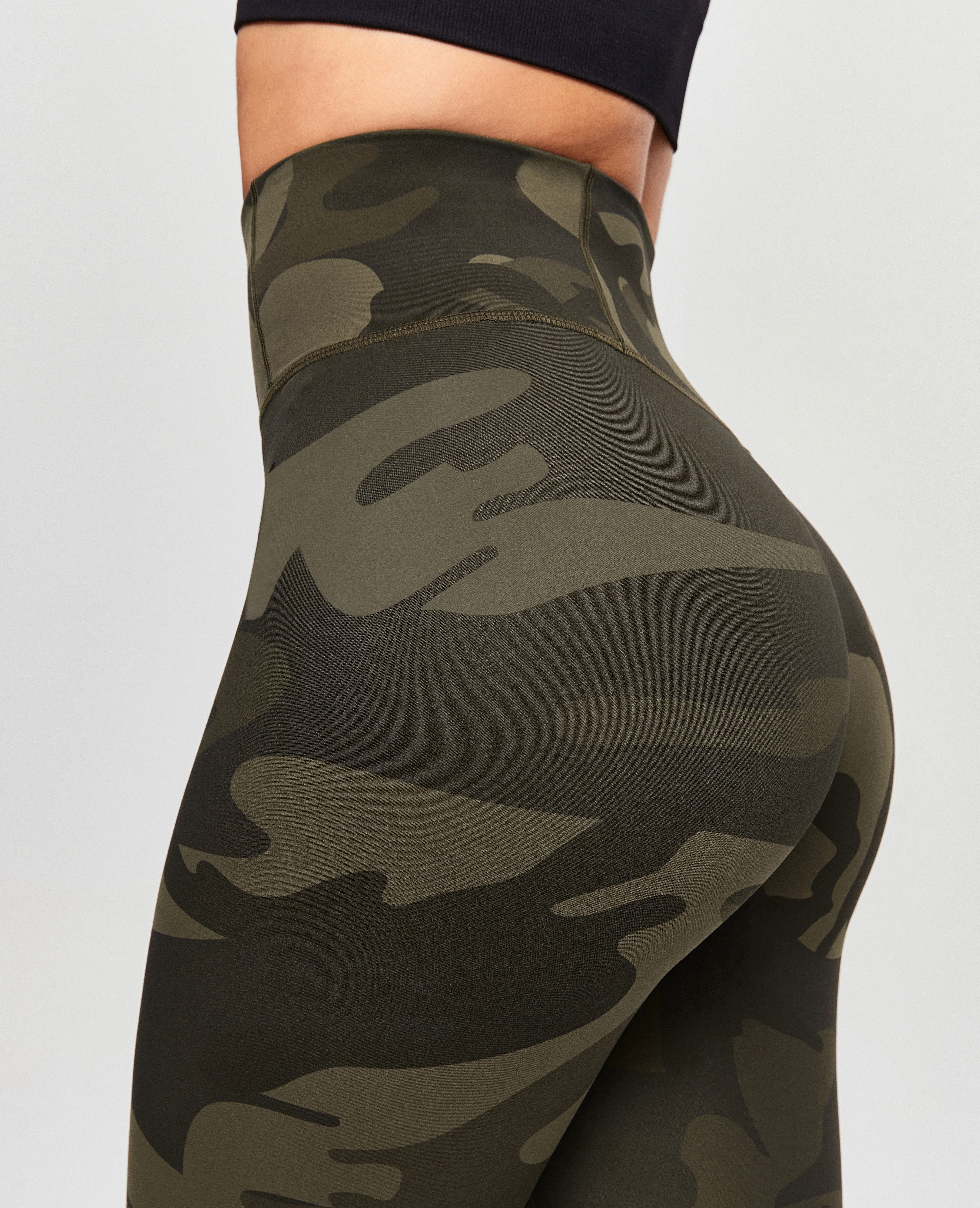 Scrunch Butt Leggings - Army Green Camouflage