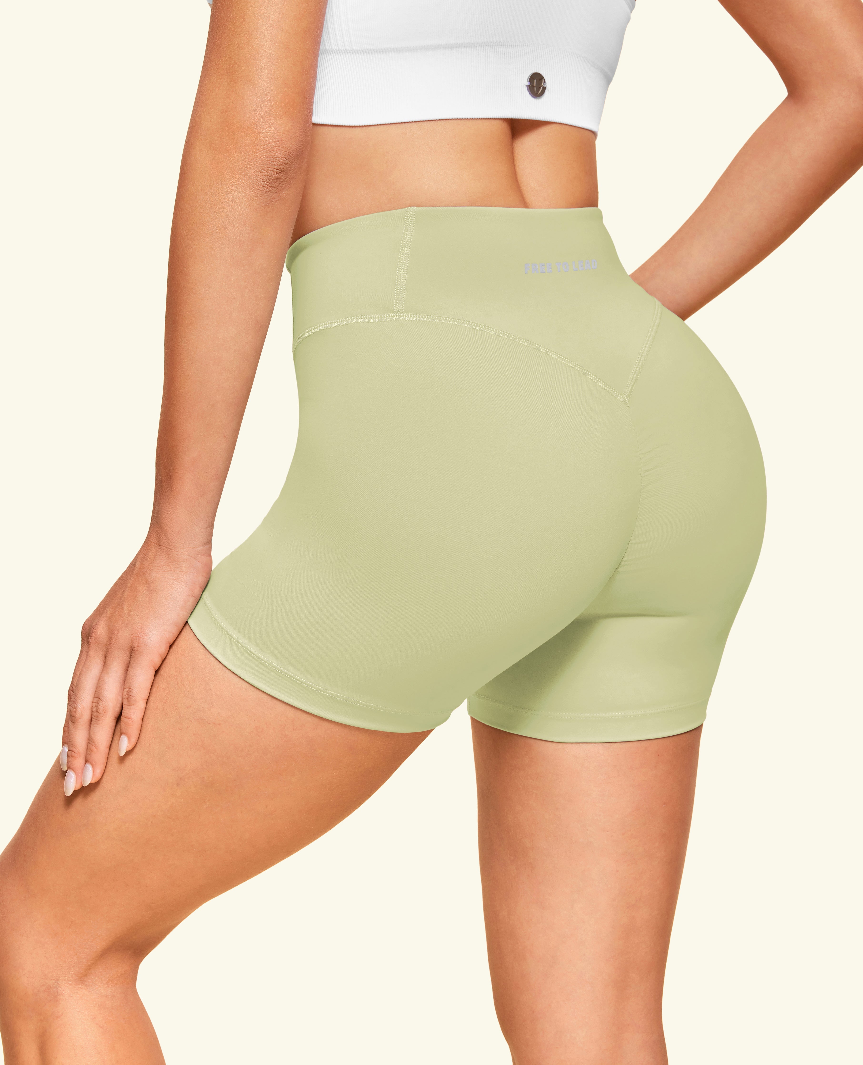 High Waist Gym Shorts - Erbsengrün