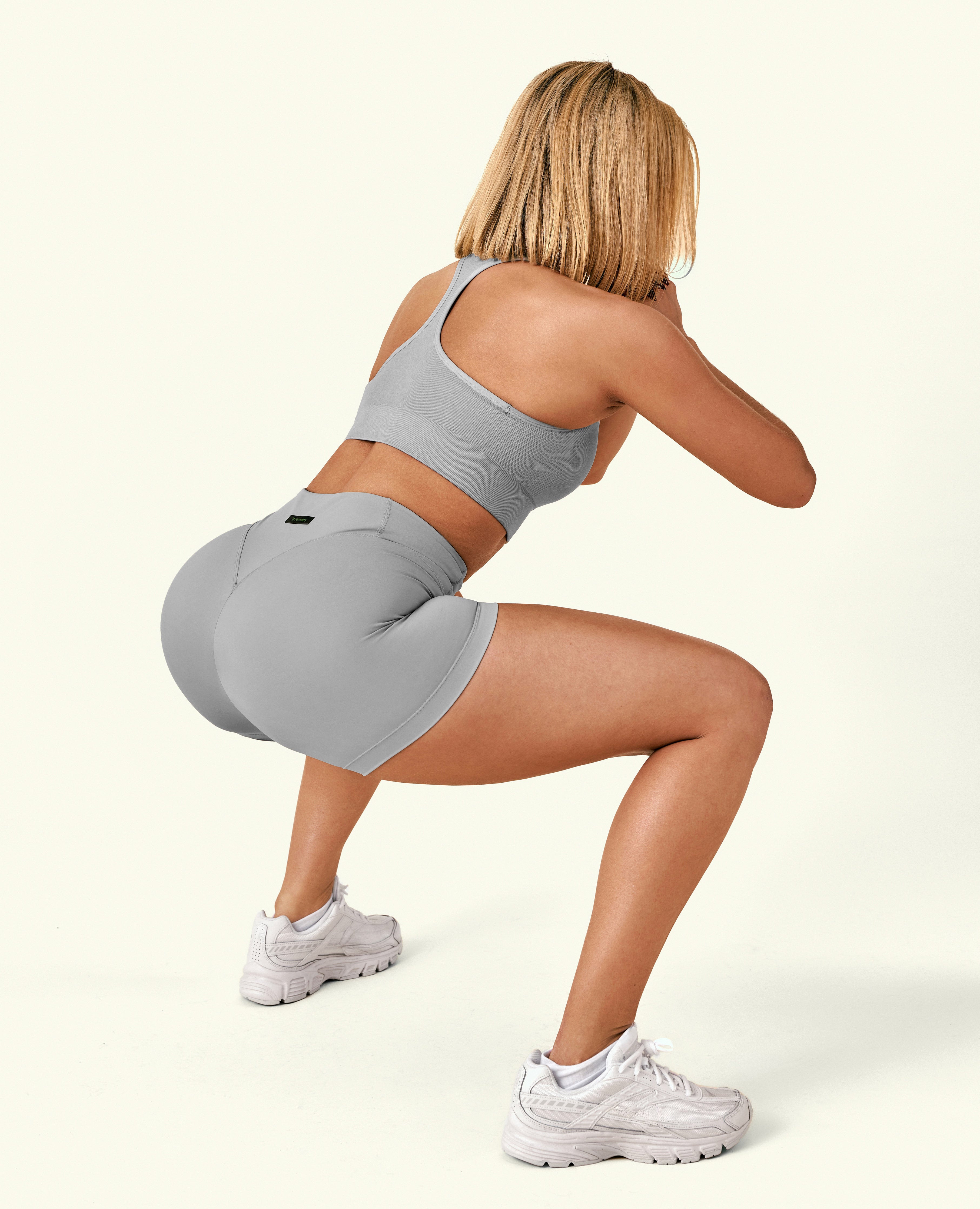 Vital High Waist Shorts - Zementgrau