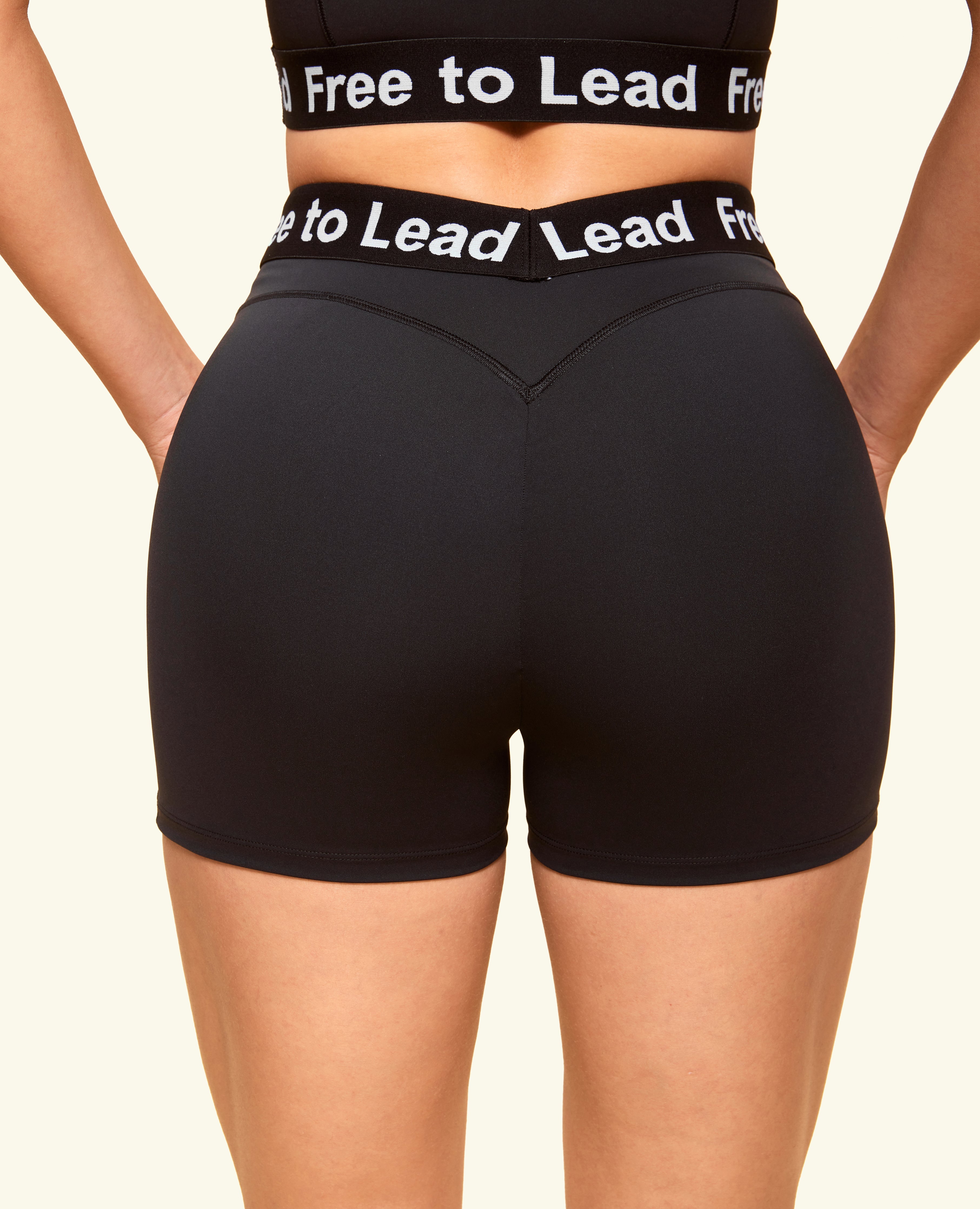 Free to Lead Shorts - Schwarz