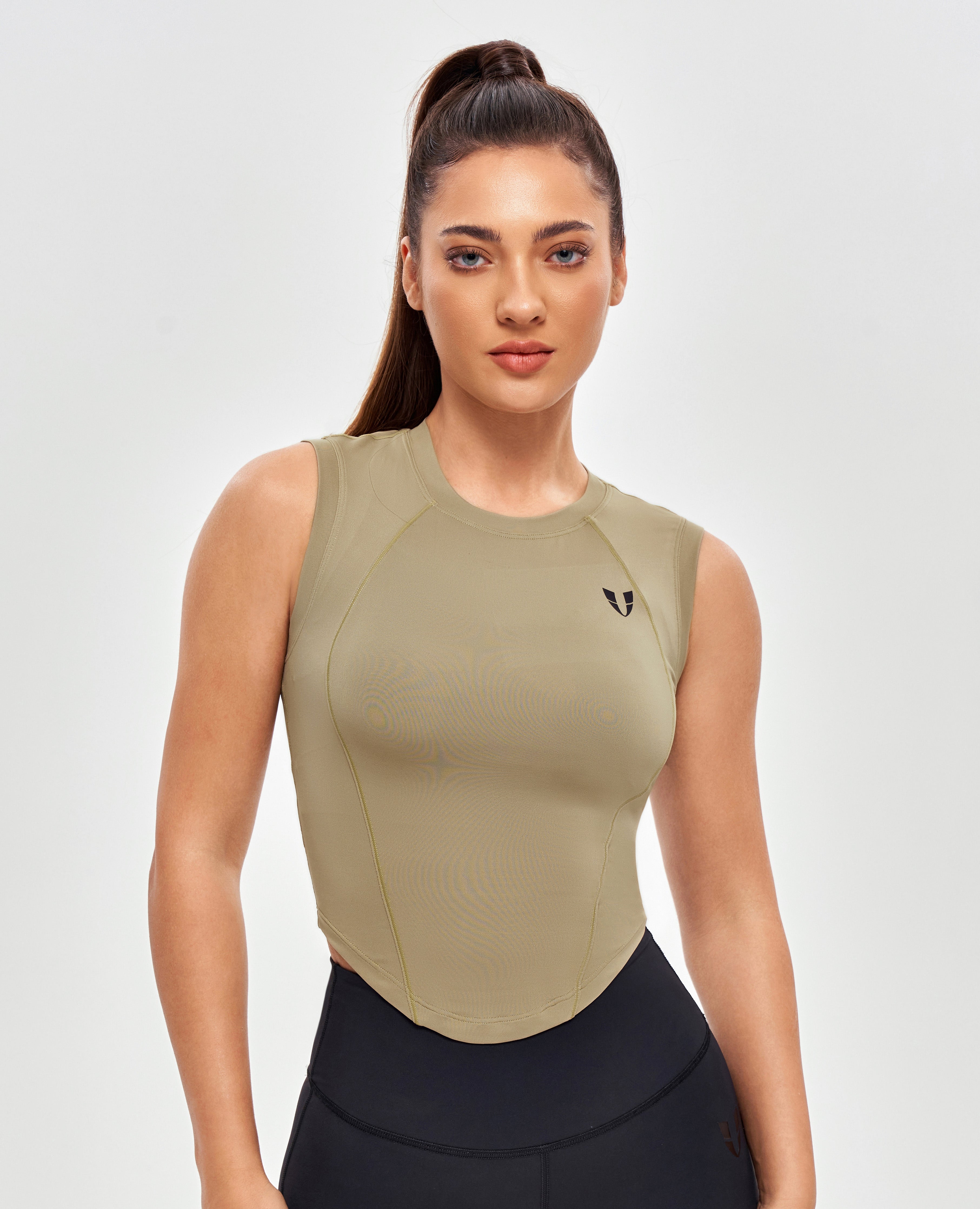 Tanktop mit abgerundetem Saum – Braun