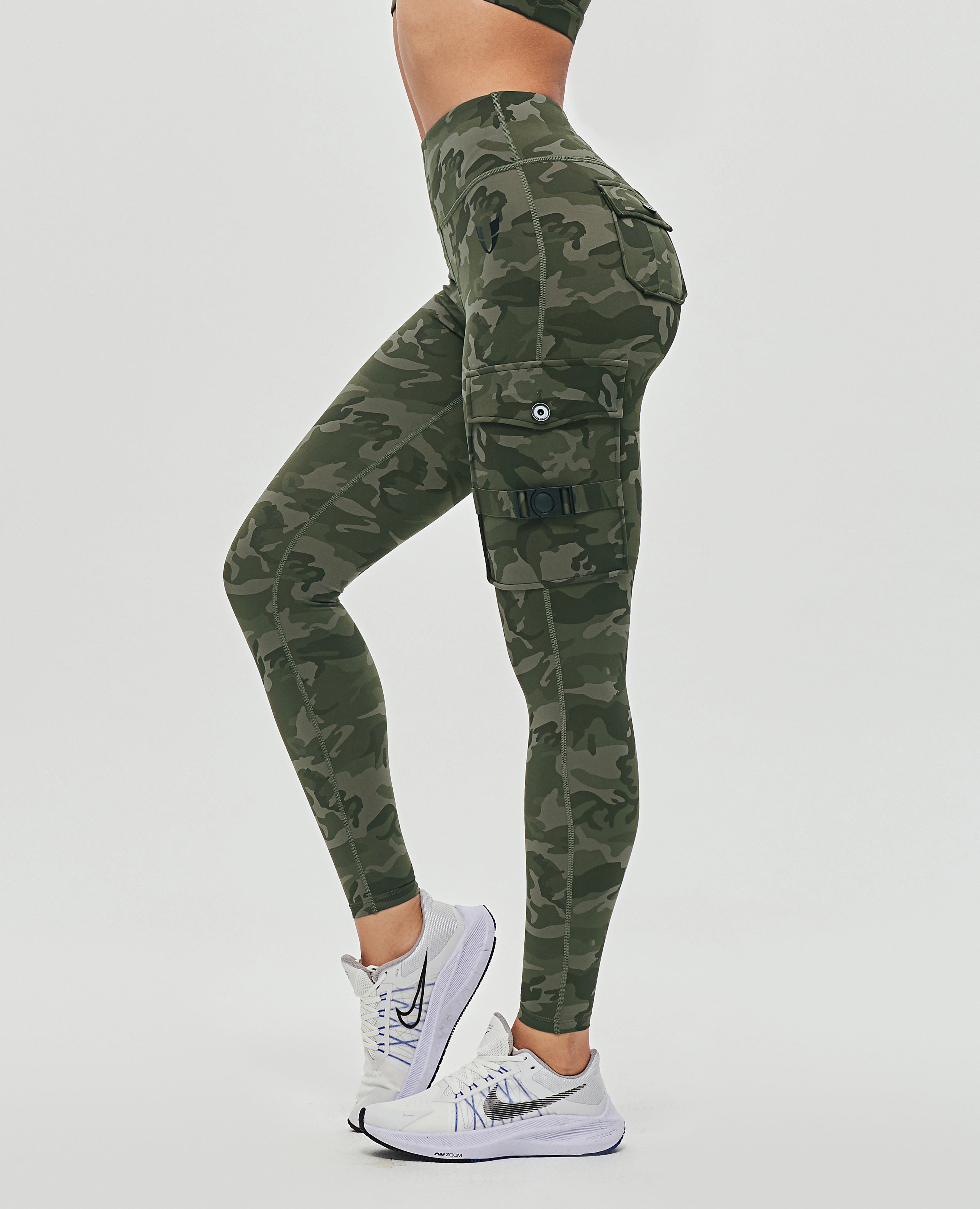 Set – Cargo-Fitness-Leggings – Camouflage + Schwarz