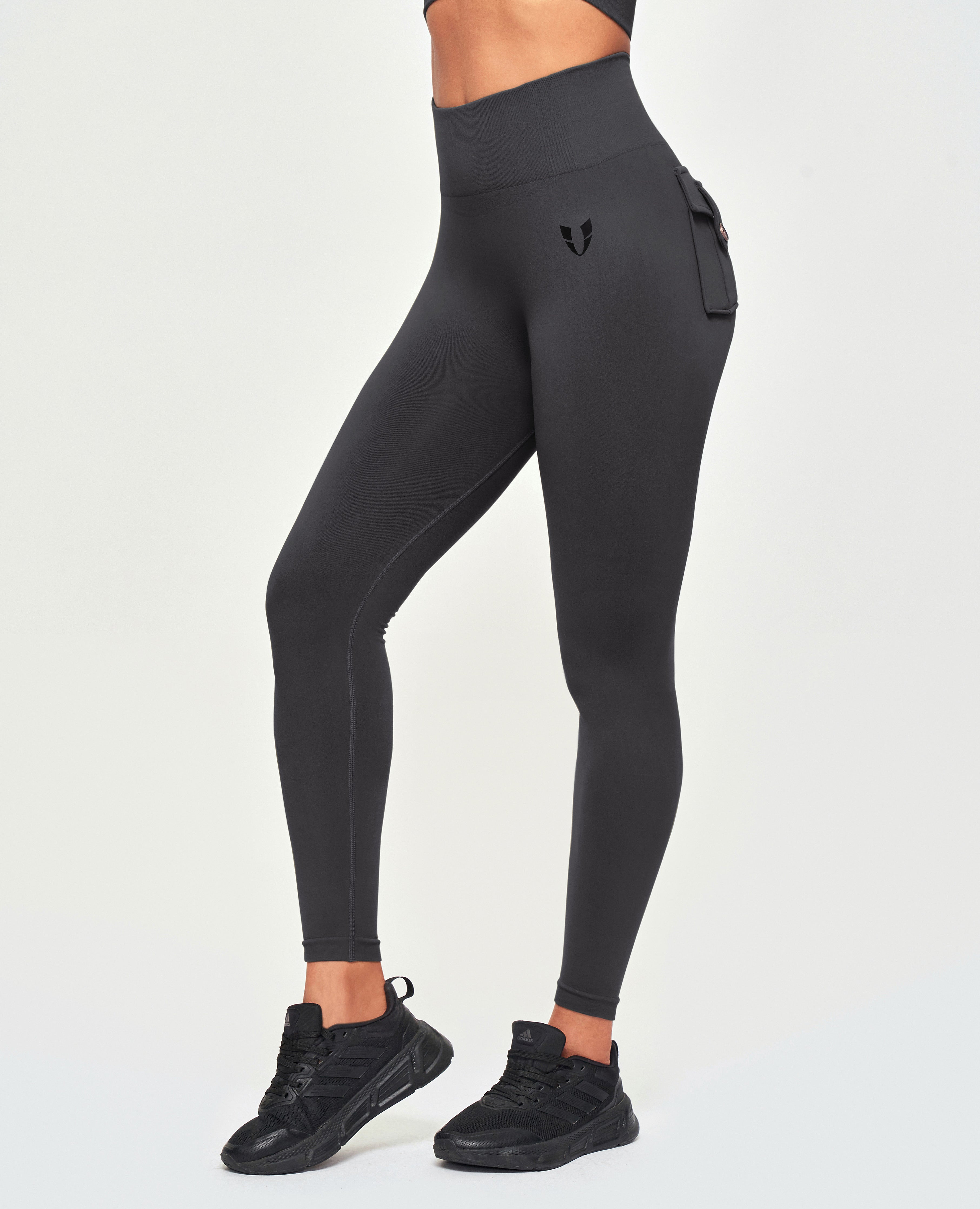 Nahtlose Cargo-Leggings – Lavagrau