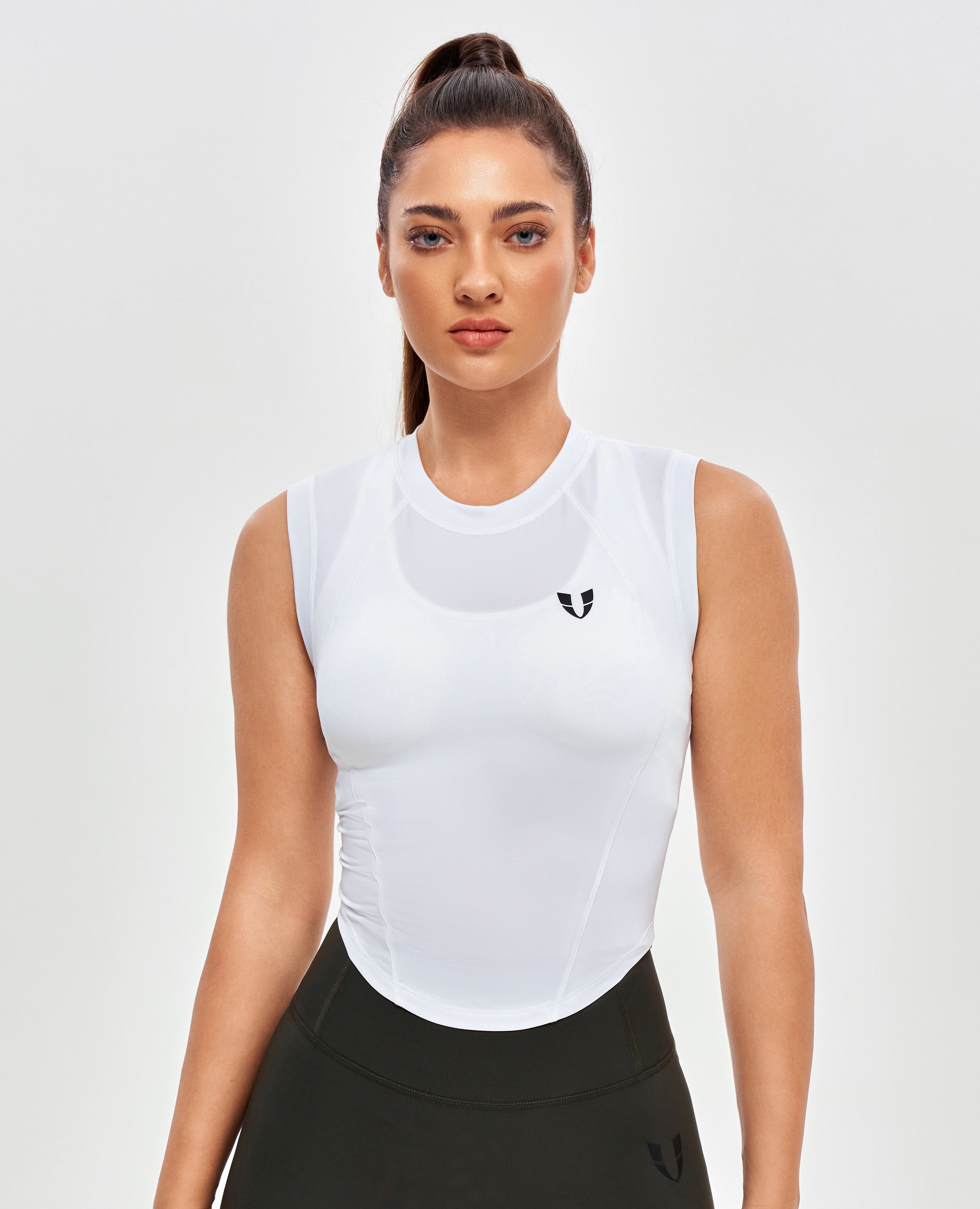 Tanktop mit abgerundetem Saum – Weiß