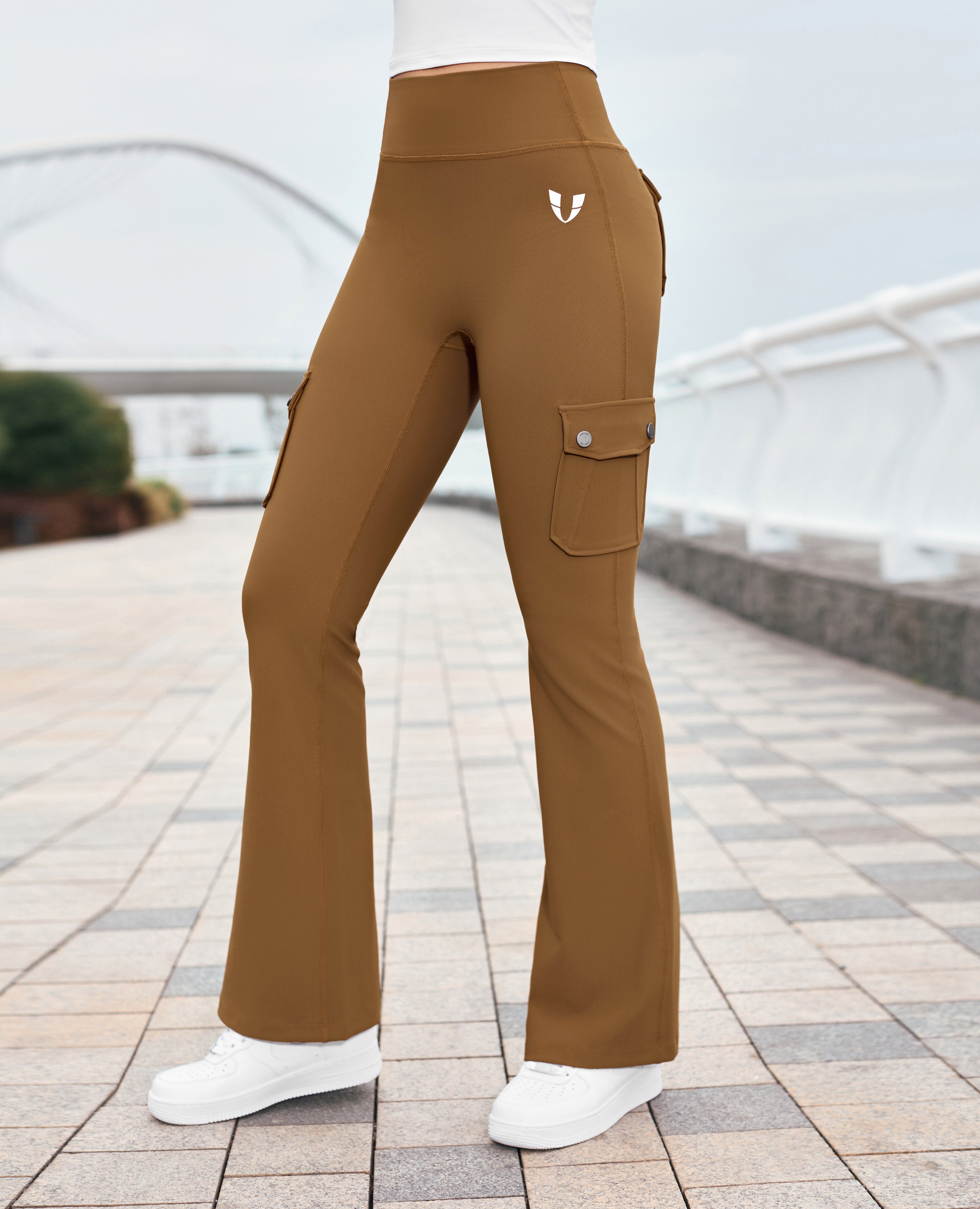 Athletic High Waisted Cargo Flare Leggings - Brown