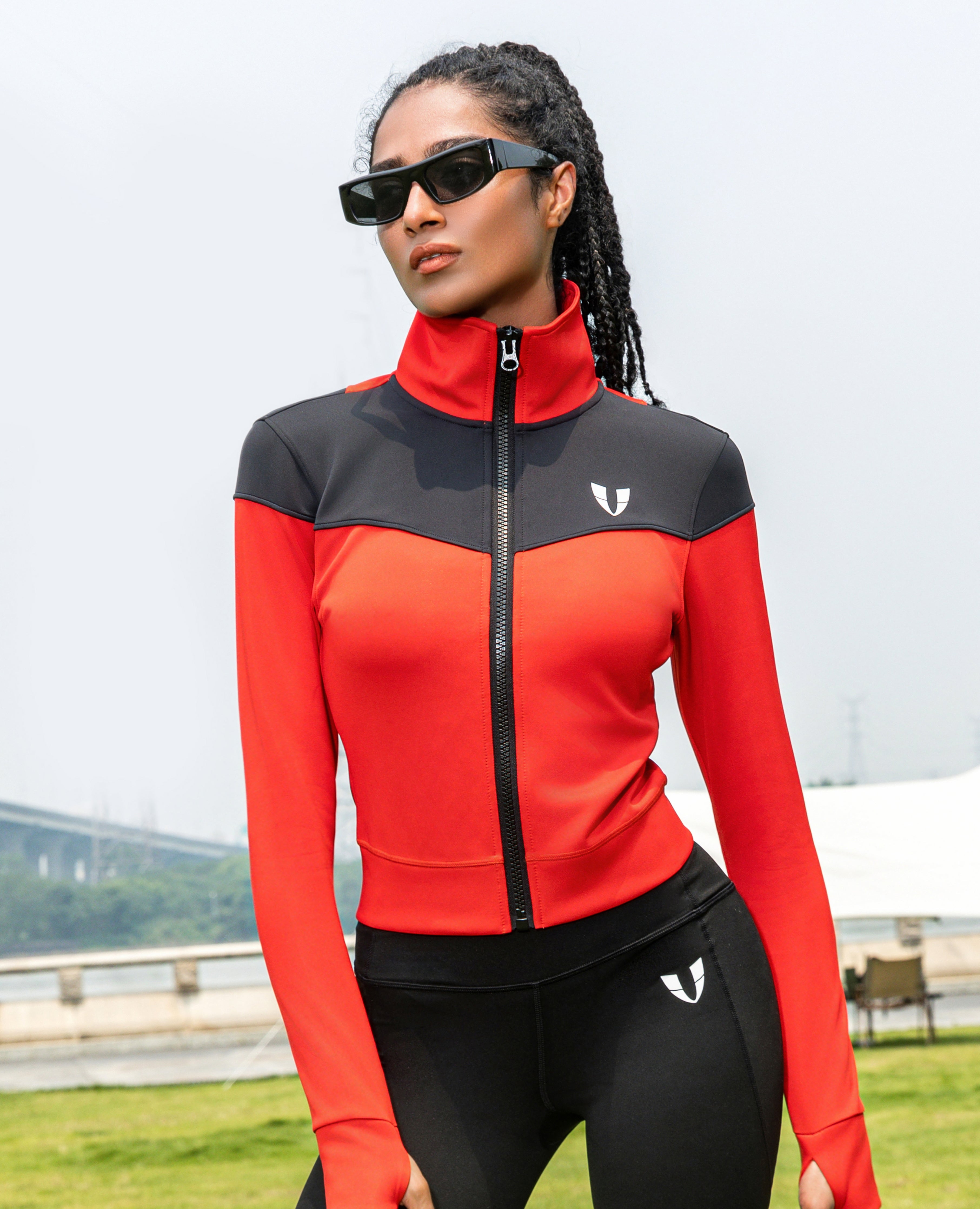 V -shape athletic jacket - red and black