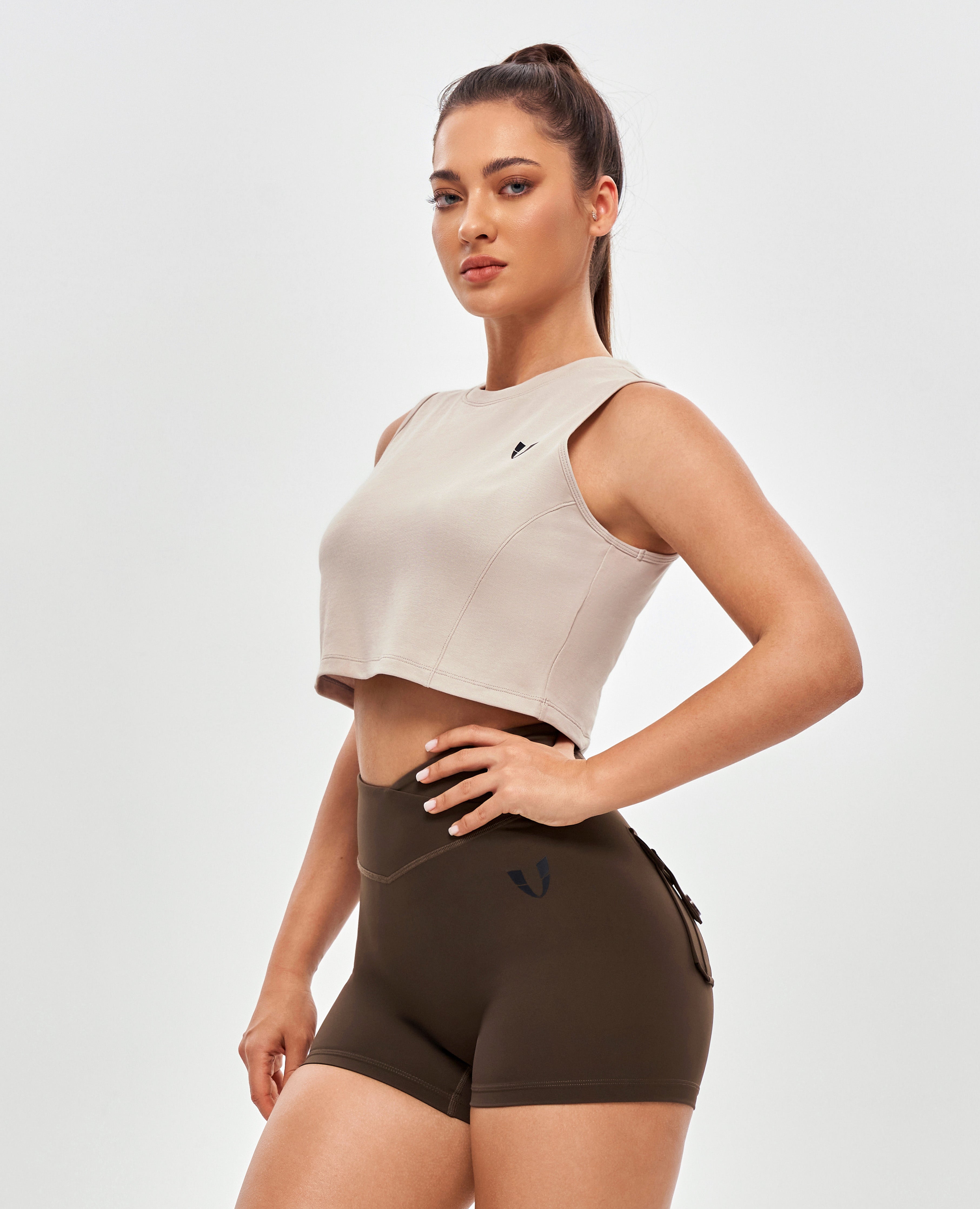 Sportliches Crop-Top – Beige