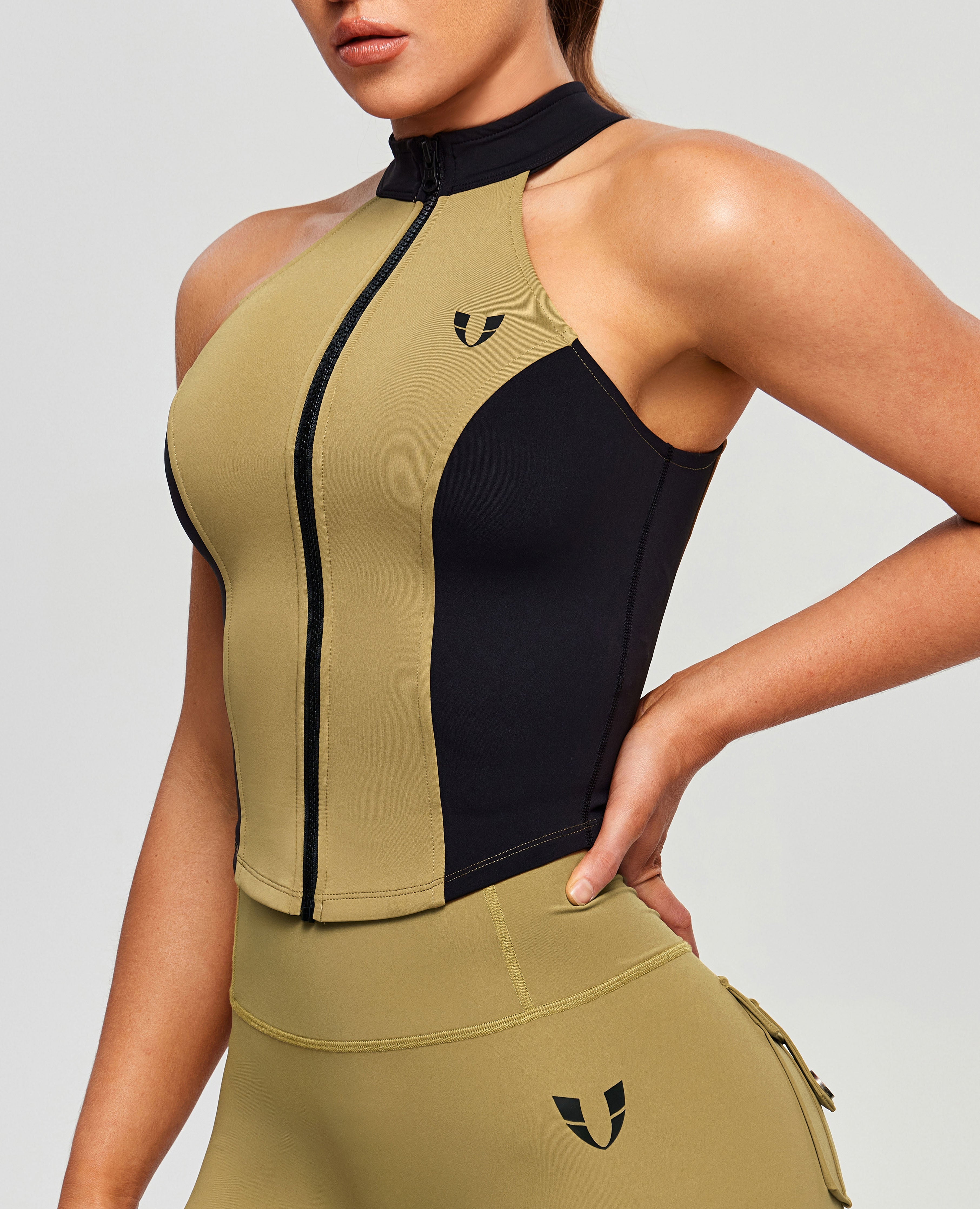 Gym Tank in Contrast Color – Brown and Black