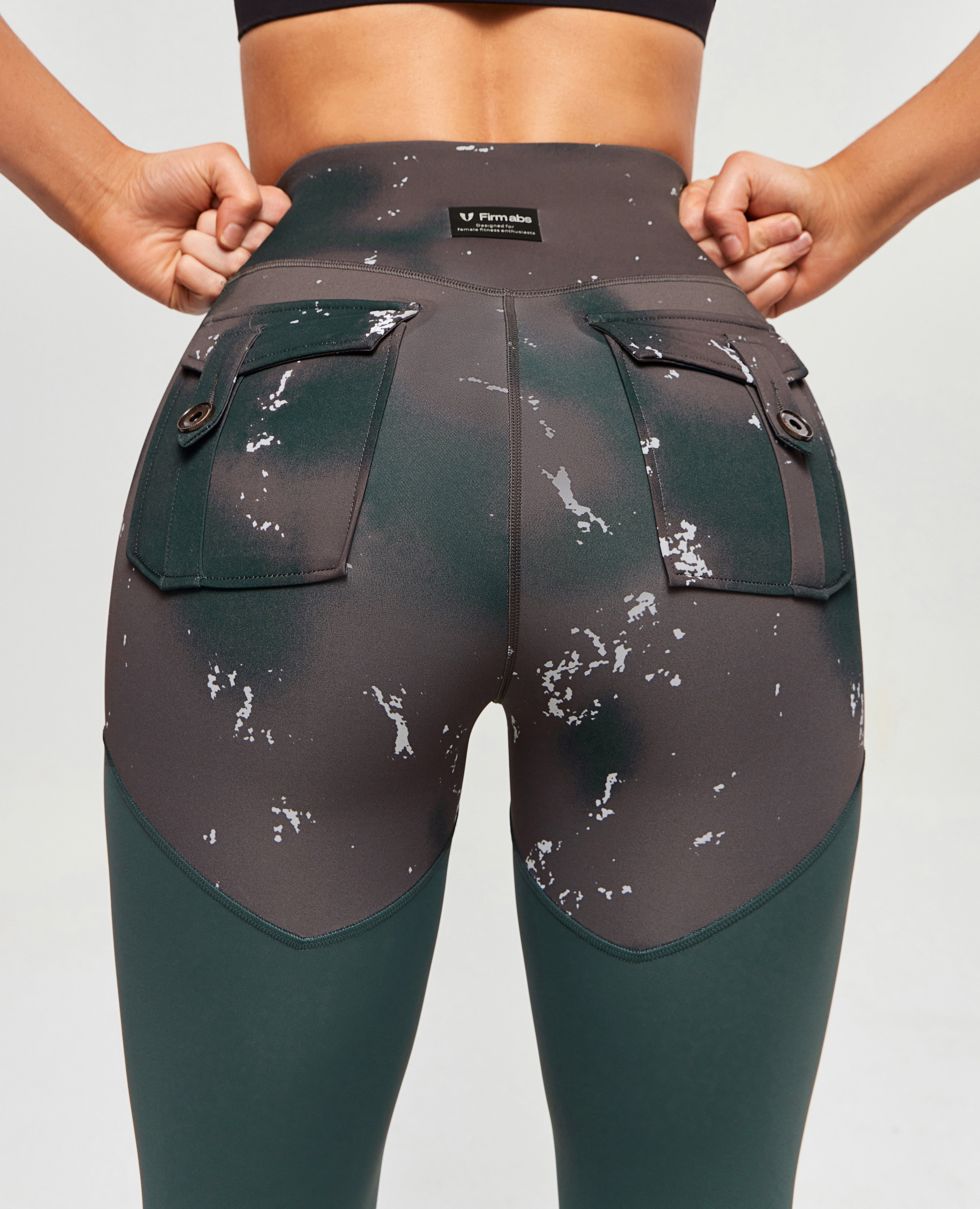 Cargo Power Leggings - Batik und Dunkelgrün