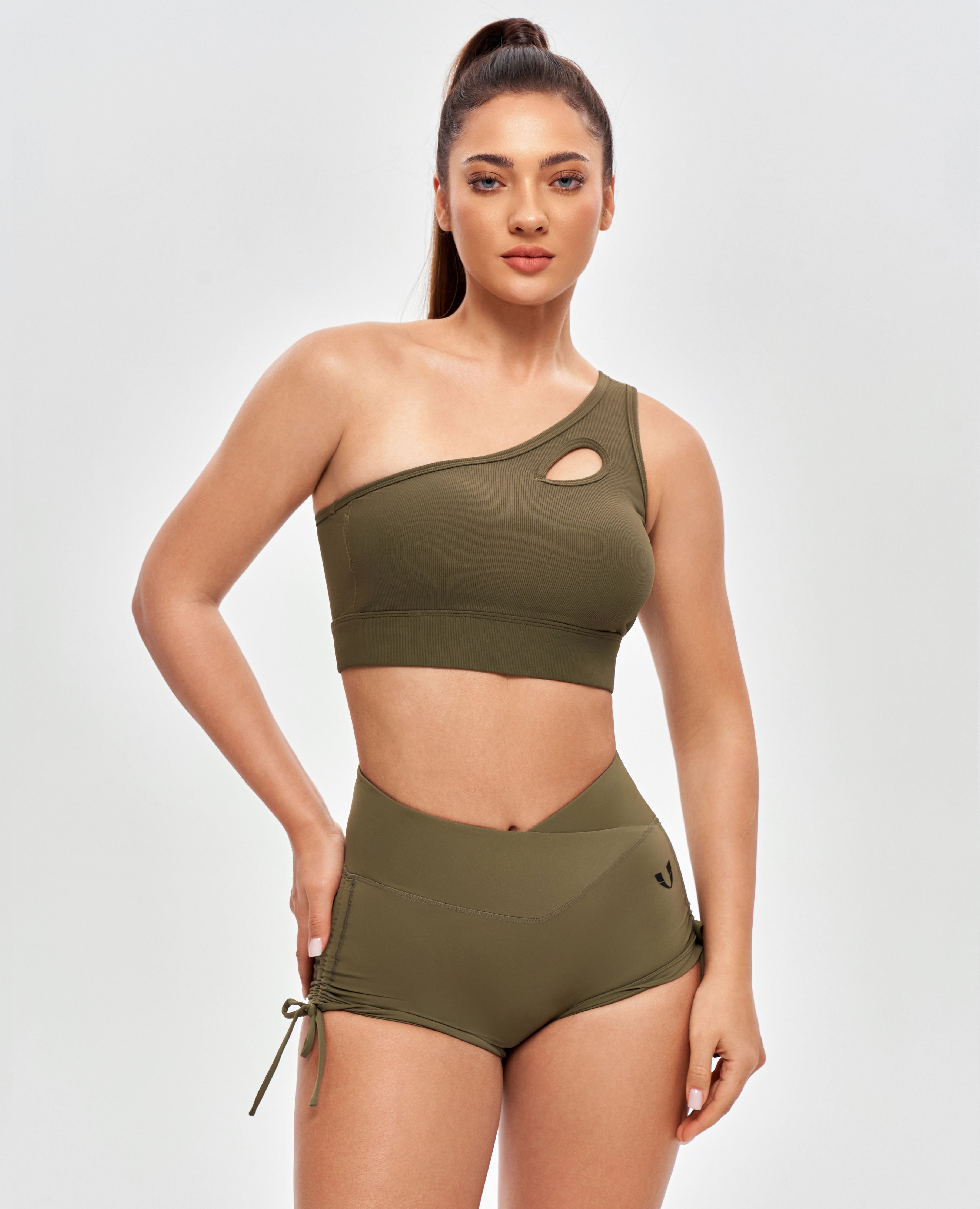 Scrunch-Butt-Shorts mit V-Taille – Kampfgrün