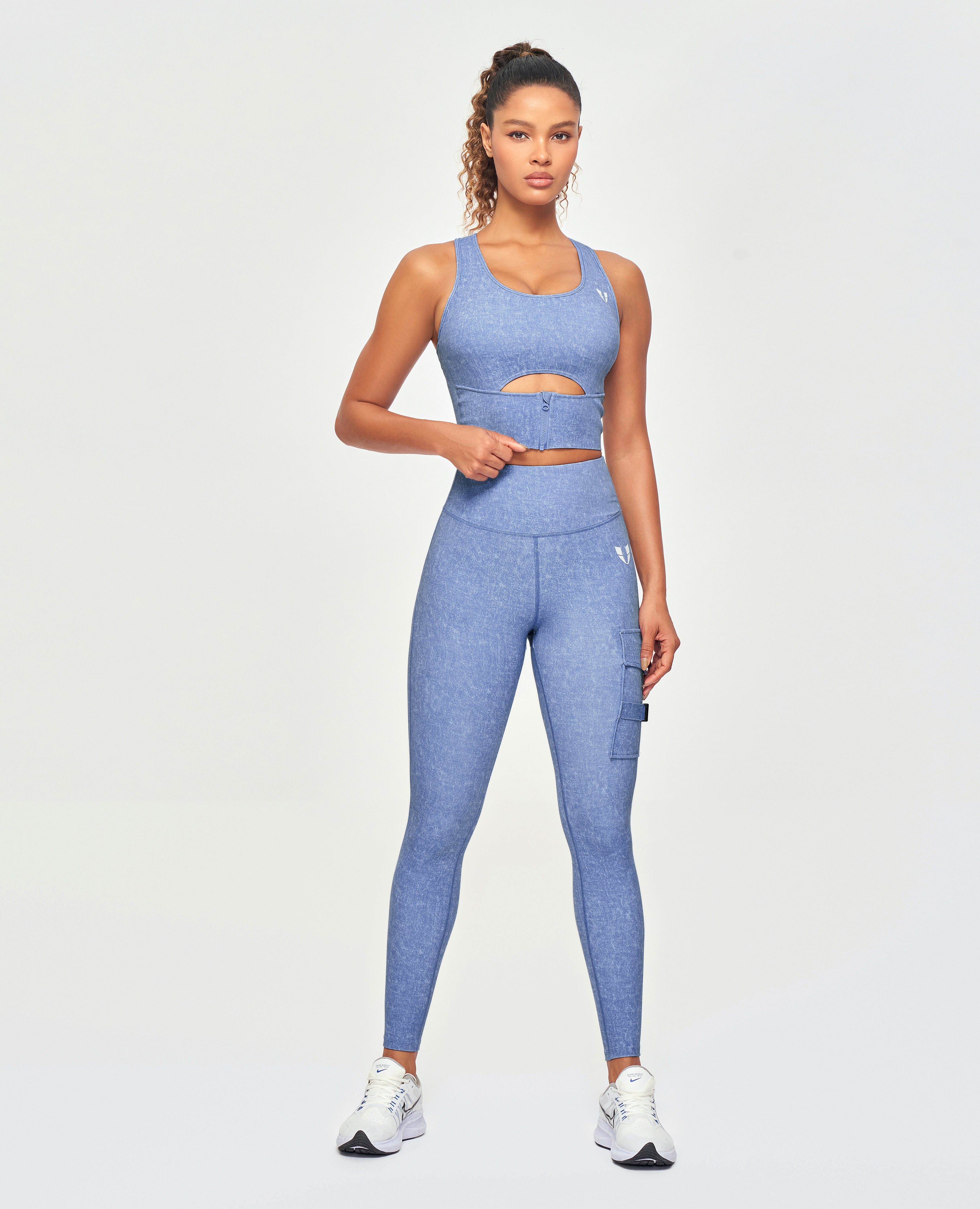 Cargo Fitness Leggings – Helles Denimblau