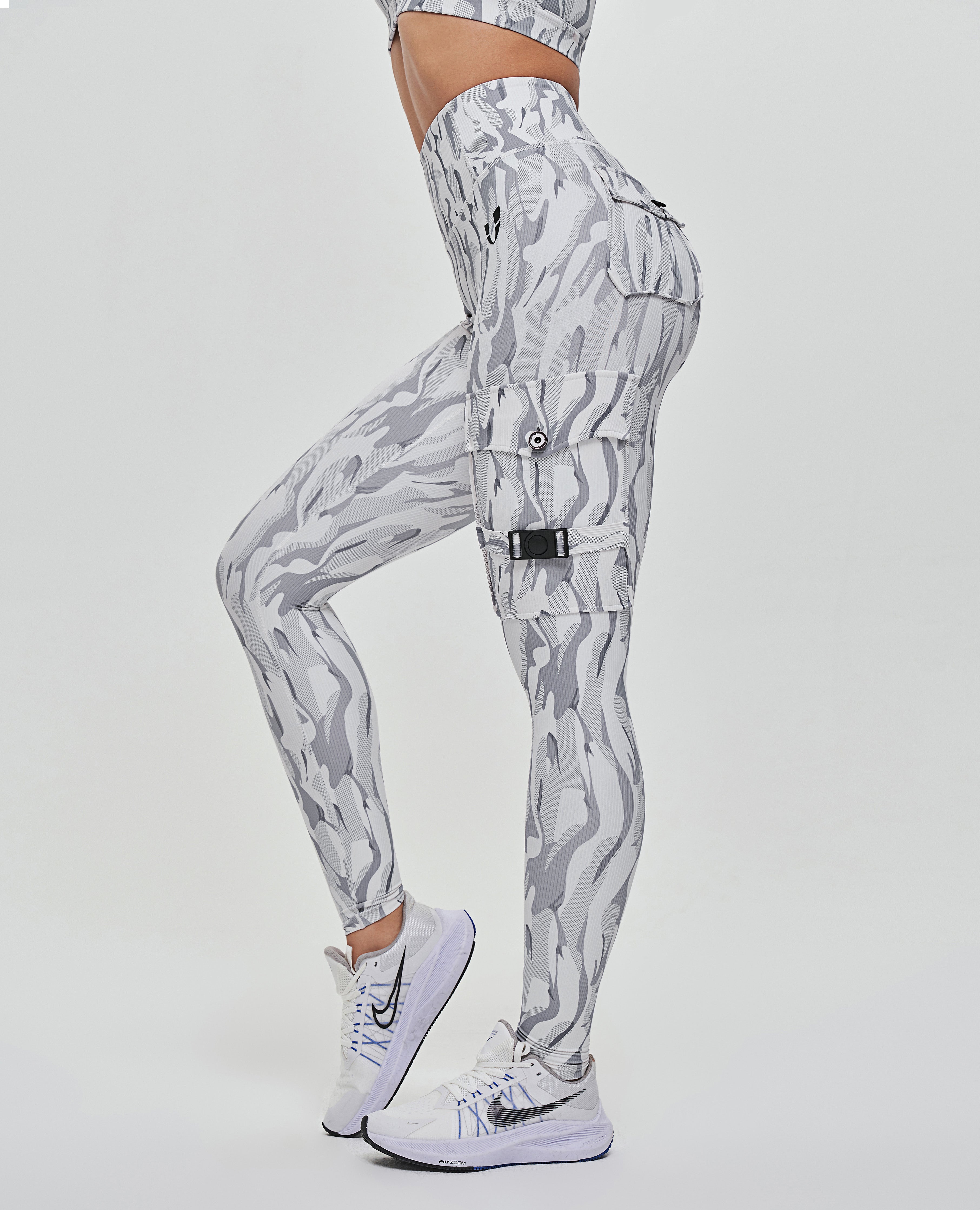 Cargo Fitness Leggings – Weißes Camouflage