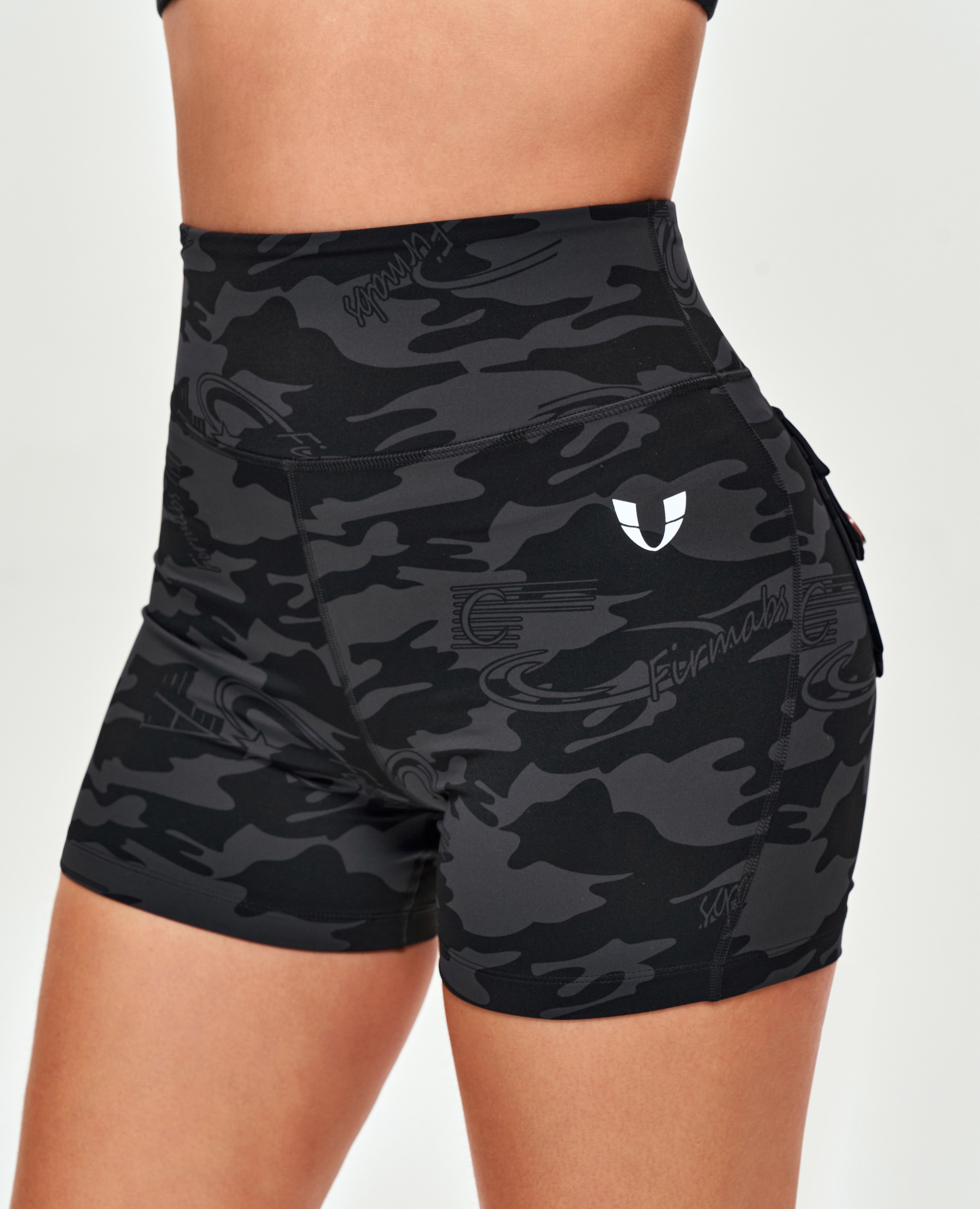 Cargo-Shorts – Schwarz-Graues Camouflage