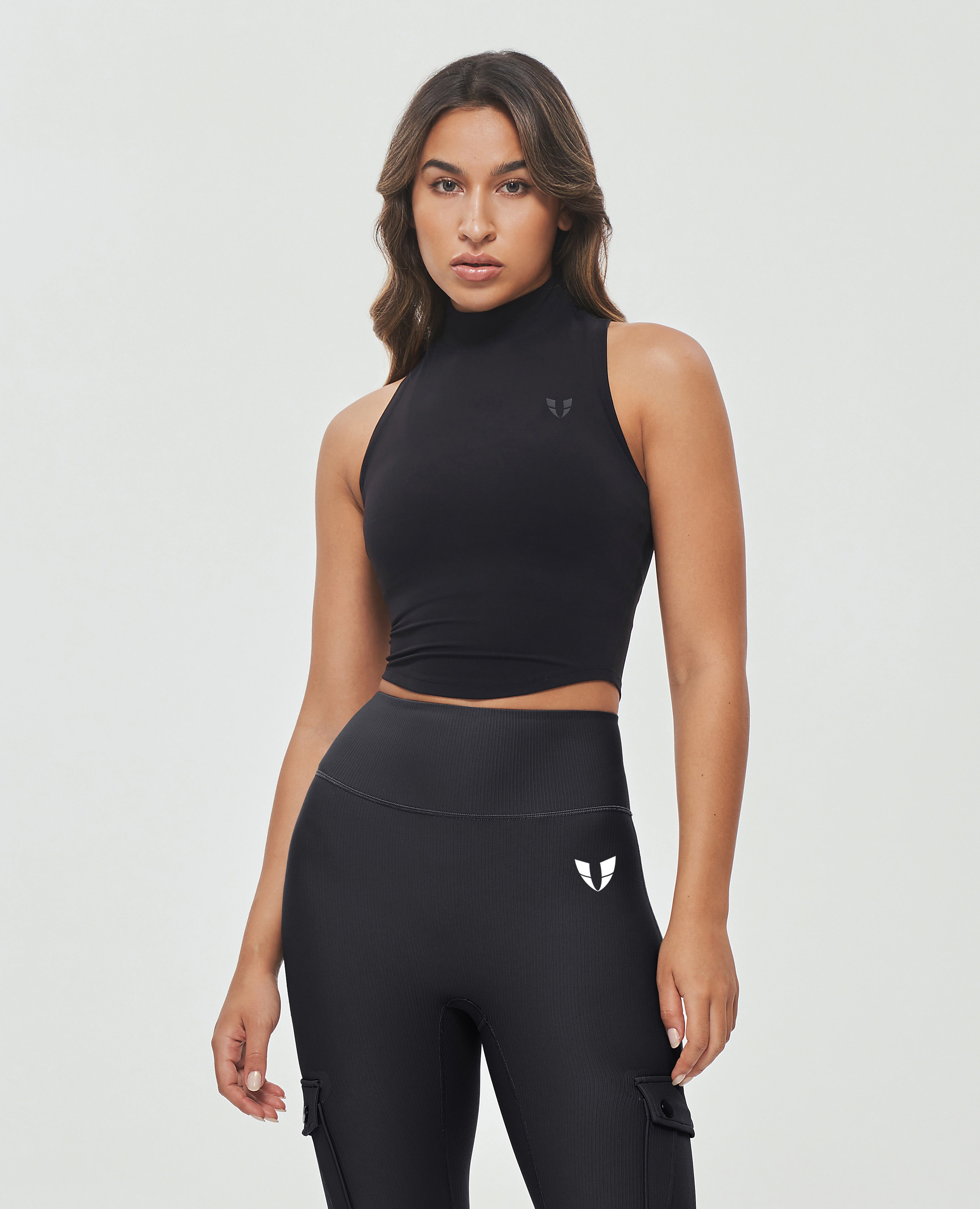 Sport-Tanktop mit hohem Kragen – Schwarz