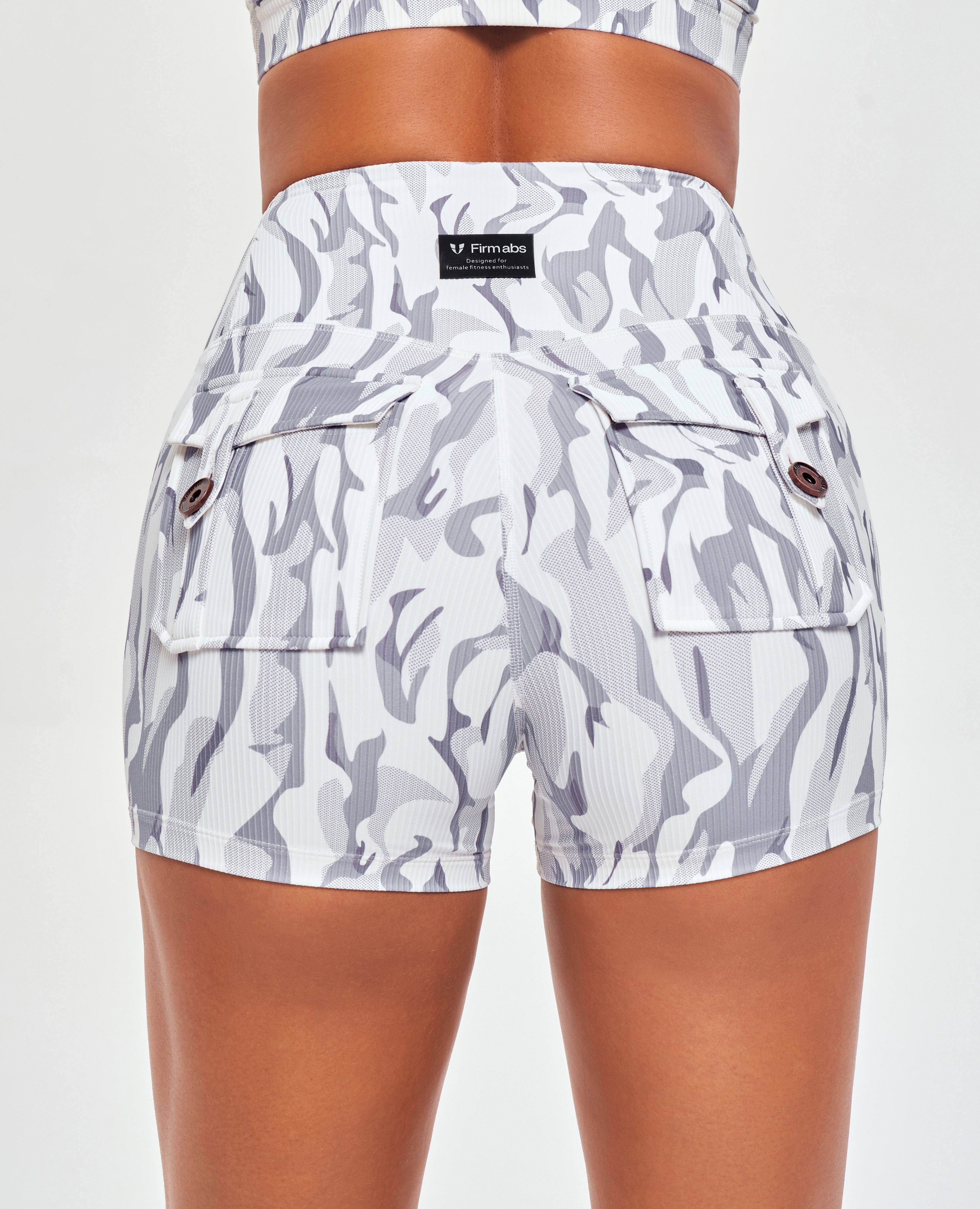 Cargoshorts mit hoher Taille – Weißes Camouflage