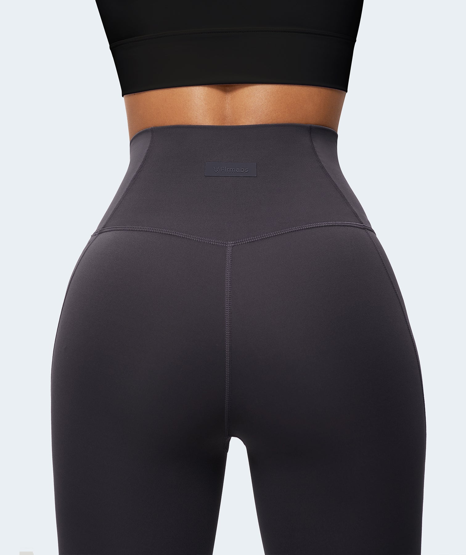 Nakedfeel Leggings mit hoher Taille – Tephra Grau