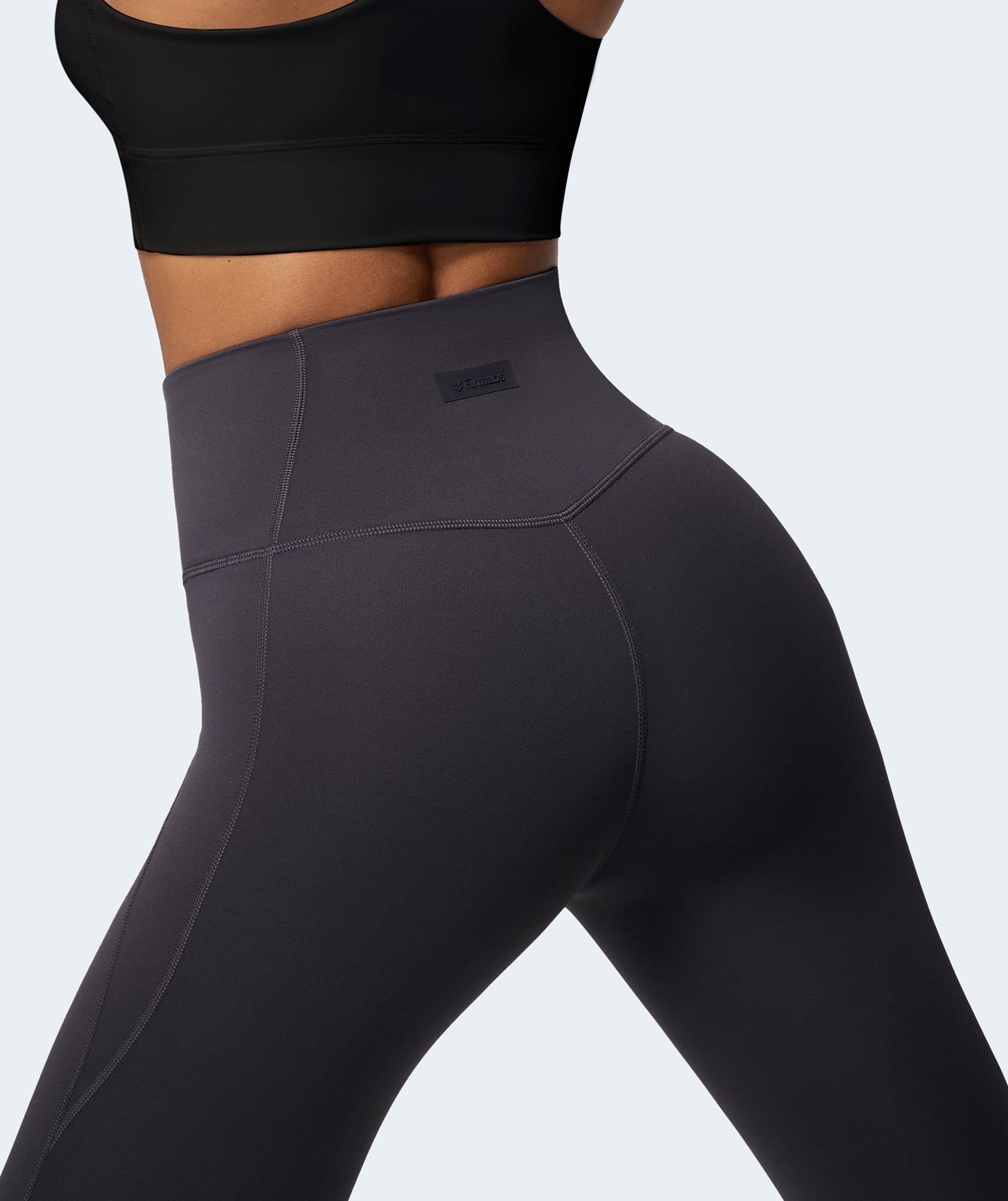 Nakedfeel Leggings mit hoher Taille – Tephra Grau