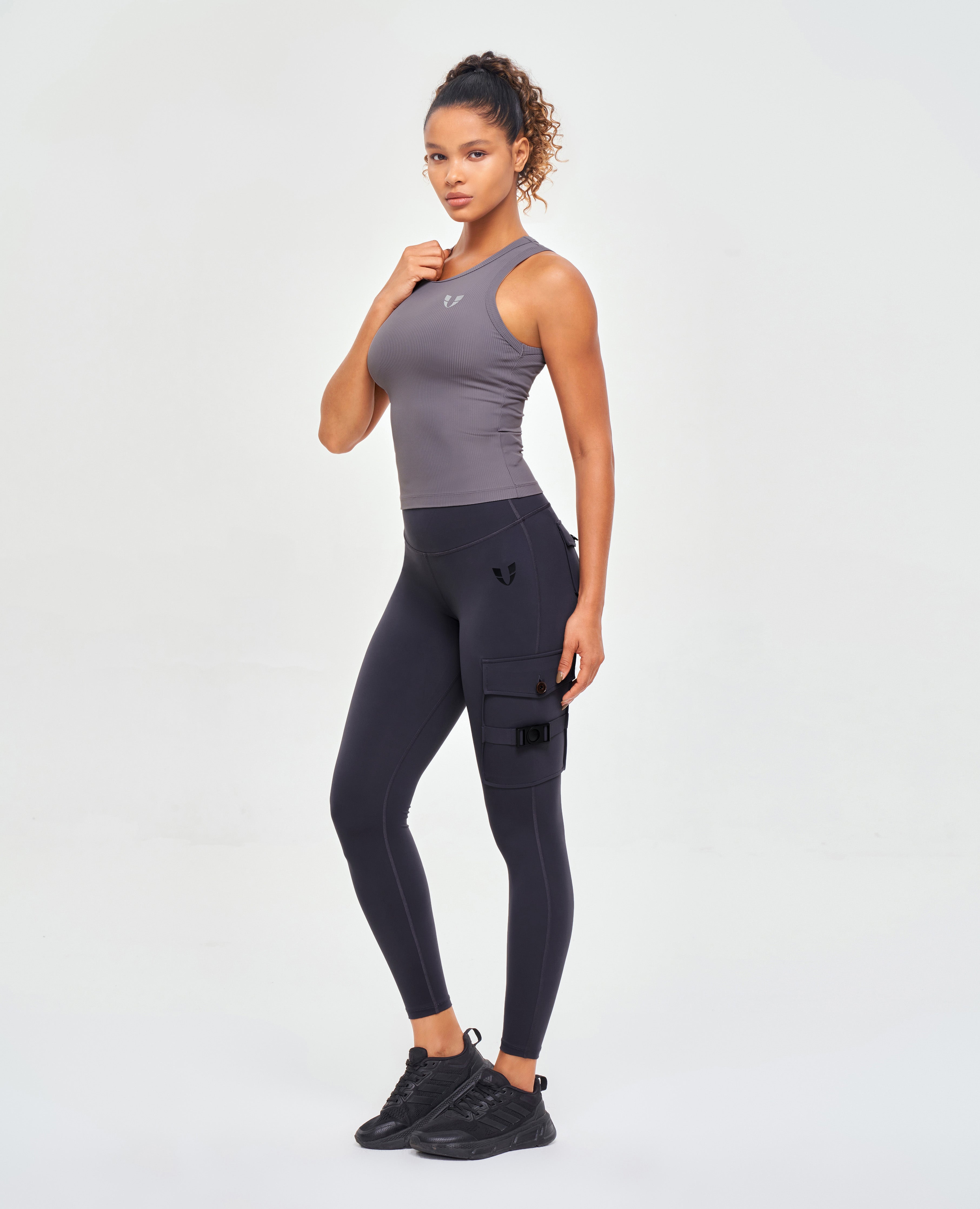 Geripptes Workout Tank – Grau-Lila