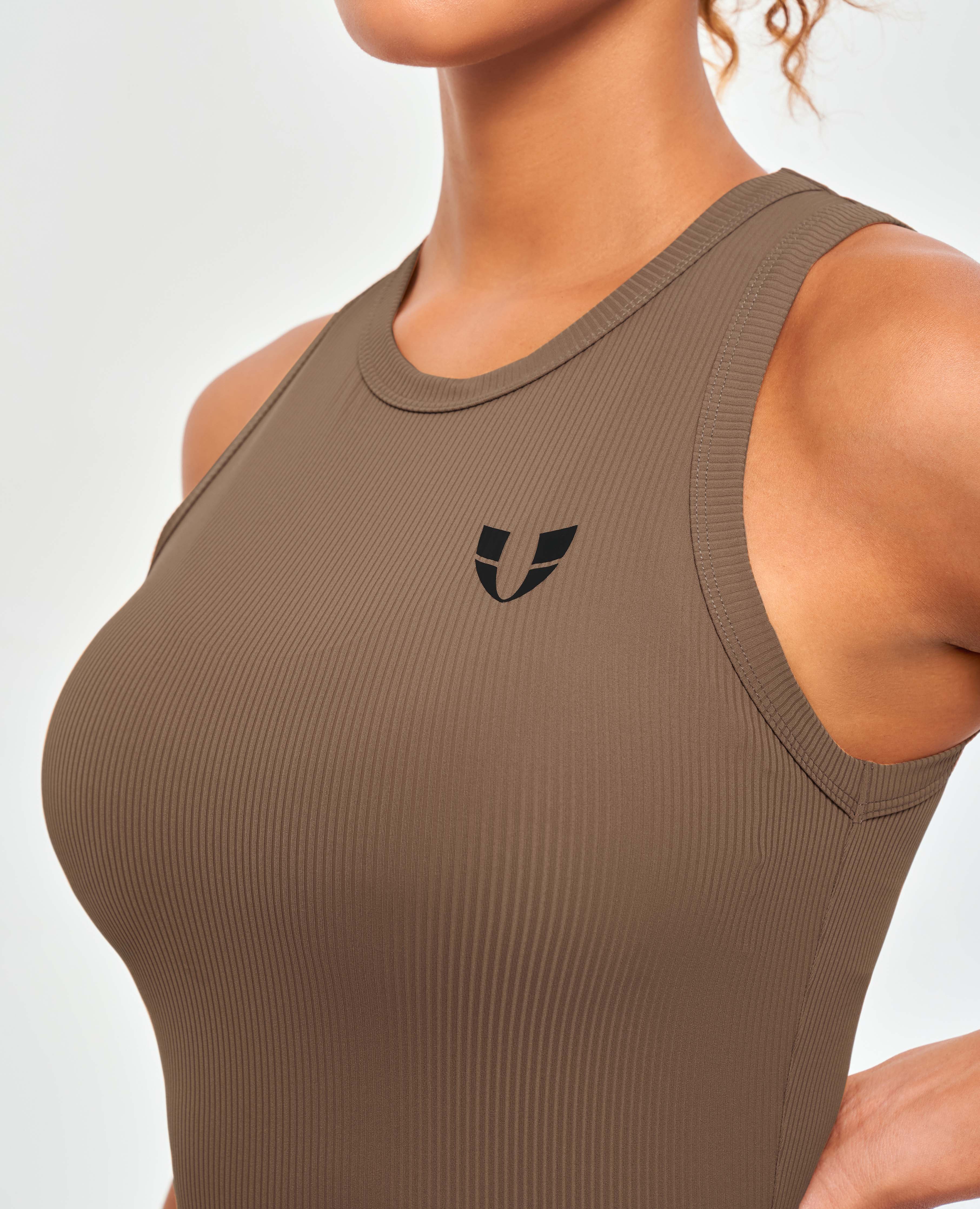 Geripptes Workout-Tanktop – Nussbraun