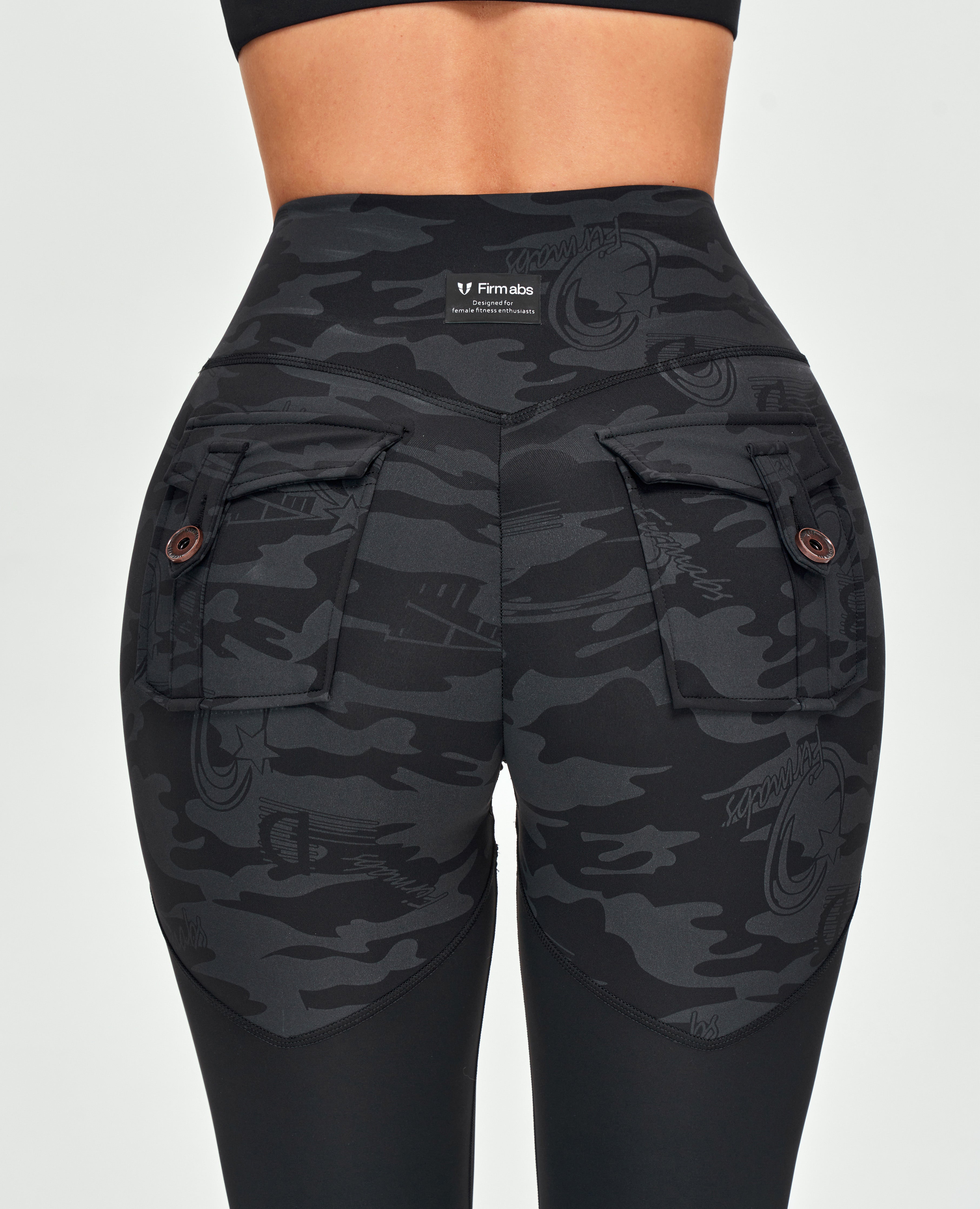 Gymnastik-Leggings mit V-Taille – Schwarz-Graues Camouflage